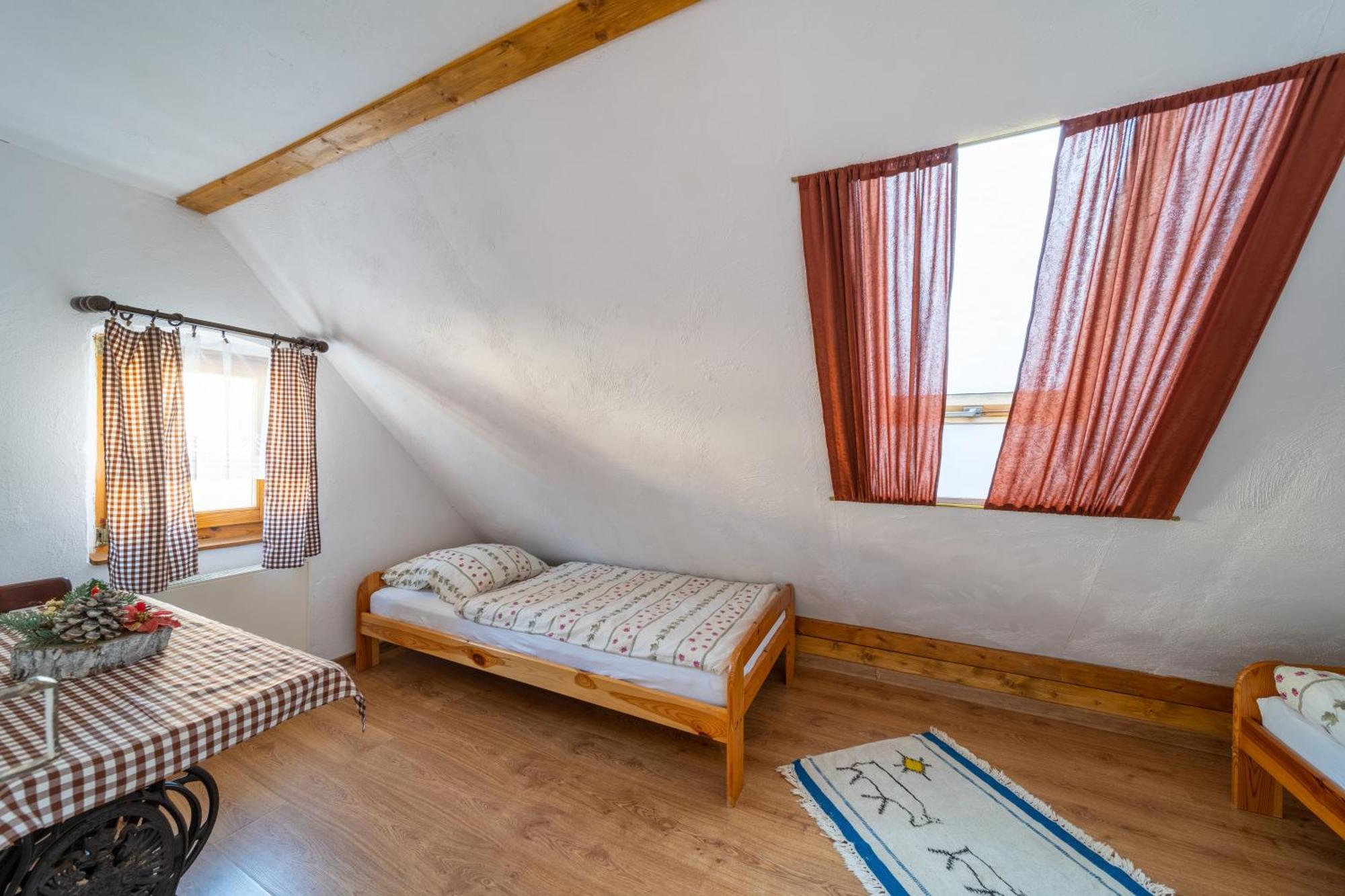 Guest house Gorski Sad - U Bazyla *
